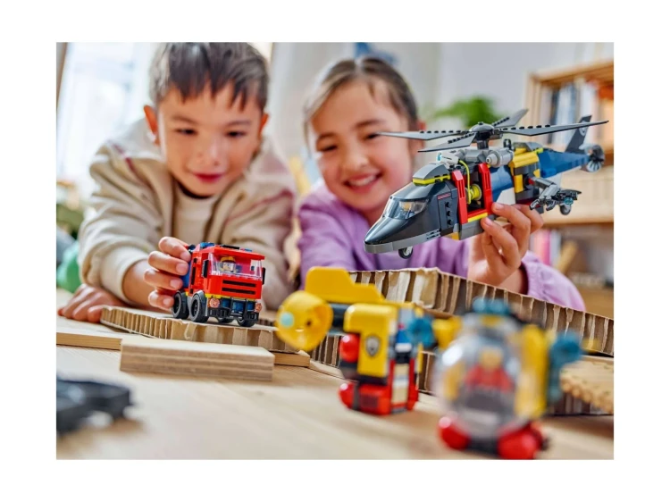 LEGO CITY 60462 Zestaw z helikopterem, wozem strażackim i łodzią podwodną