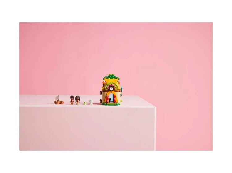 LEGO DISNEY PRINCESS 43260 Zabawy Vaiany na wyspie
