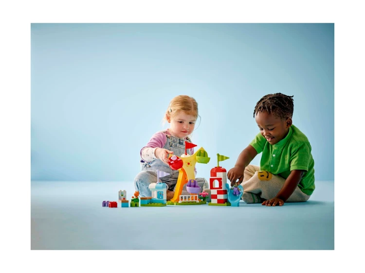 lego-duplo-10453-wesole-miasteczko-MrPuggy.webp