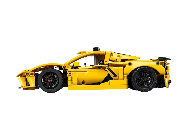 lego-technic-42205-chevrolet-corvette-stingray-MrPuggy.webp