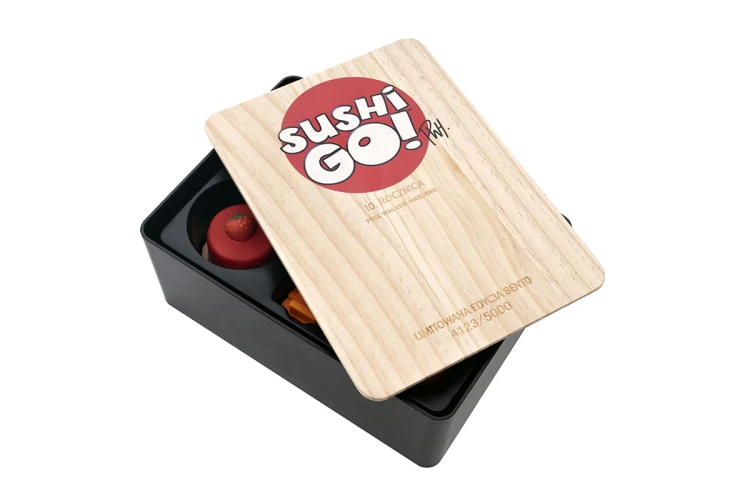 rebel-gra-karciana-sushi-go-10-rocznica-foto1.jpg