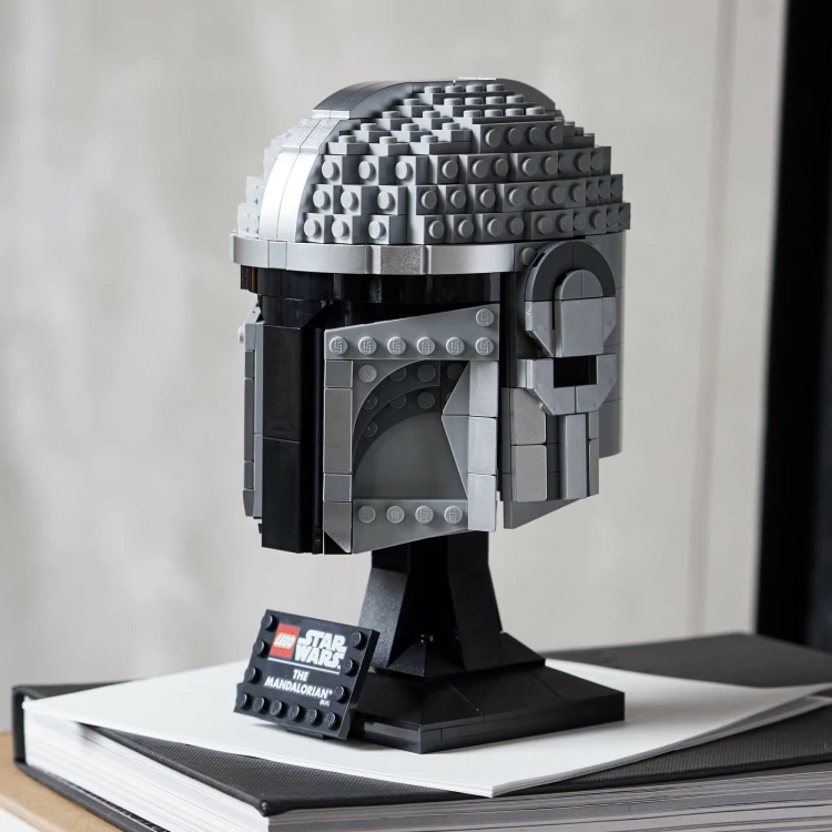 LEGO Star Wars 75328 Hełm Mandalorianina Puggy Kraków.jpg