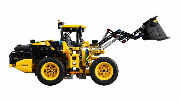 LEGO TECHNIC 42209 Ładowarka kołowa Volvo L120el MrPuggy Krakow.jpg