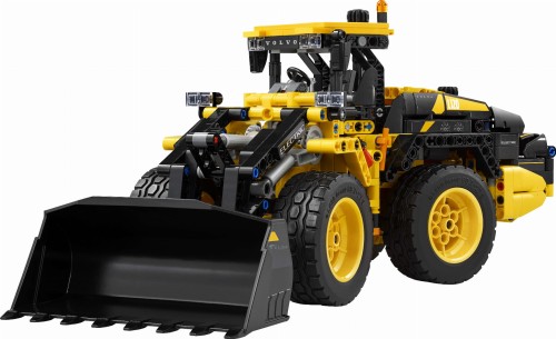 LEGO TECHNIC 42209 Ładowarka kołowa Volvo L120el Mr Puggy.jpg