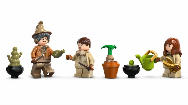 LEGO HARRY POTTER 76445 Zamek hogwart- zajęcia z zielarstwa Mr Puggy Kraków.jpg
