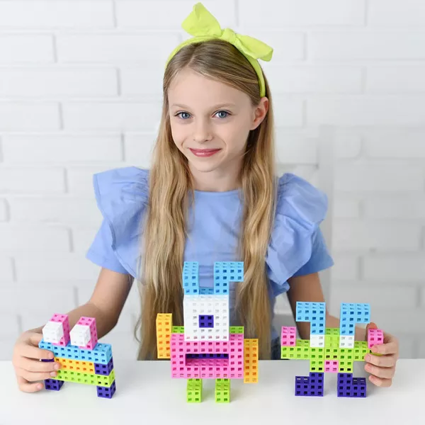 Meli Cube Pink 50 MrPuggy.webp