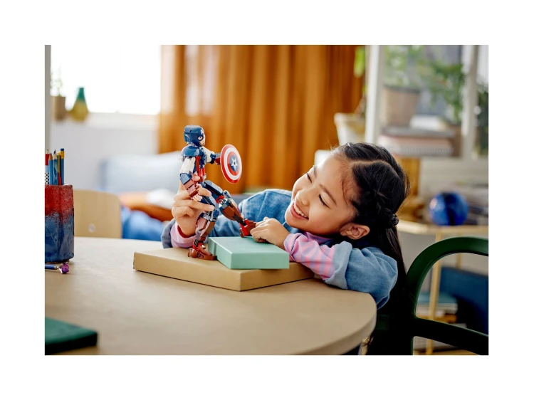 LEGO MARVEL 76258 Figurka Kapitana Ameryki MrPuggy.webp