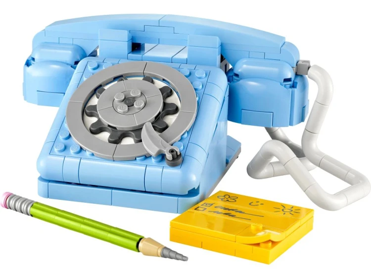 LEGO CREATOR 31174 Telefon w stylu retro MrPuggy.jpg