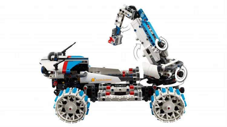 LEGO TECHNIC 42211 Kosmiczny łazik księżyc Lunar MrPuggy Krakow.jpg
