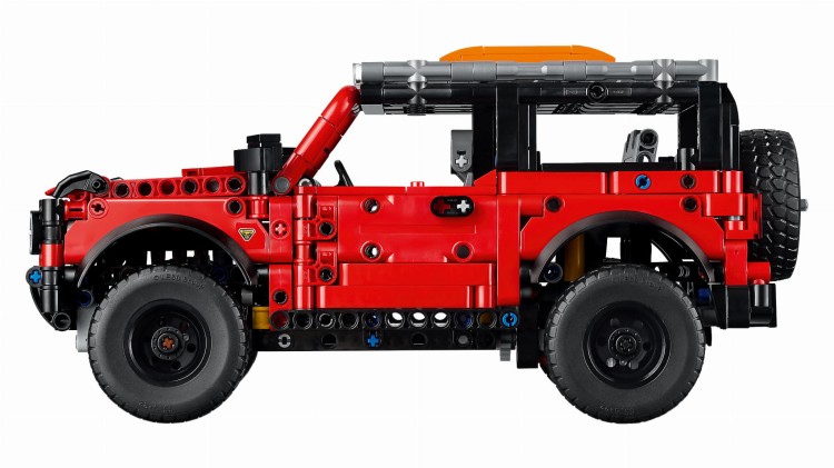LEGO TECHNIC 42213 SUV Ford Bronco MrPuggy kraków.jpg