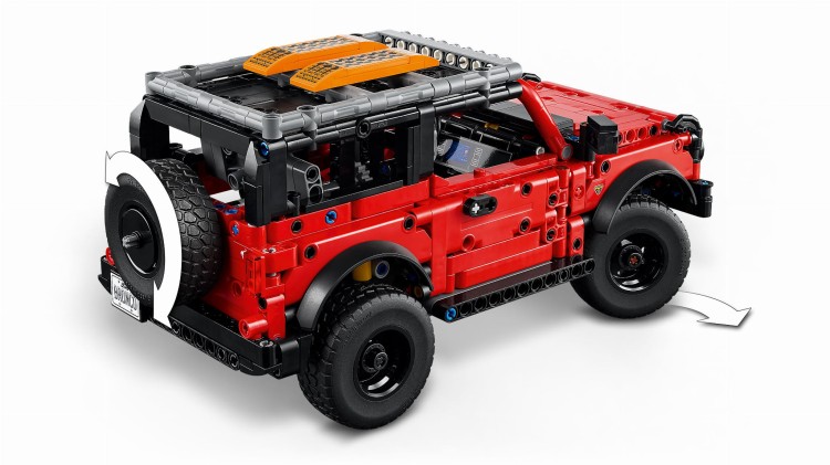 LEGO TECHNIC 42213 SUV Ford Bronco kraków MrPuggy.jpg