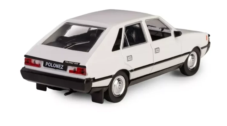 xK-579_FSO_POLONEZ_WHITE_pt-me.jpg.pagespeed.ic.YE4BXuCmTb.jpg.webp