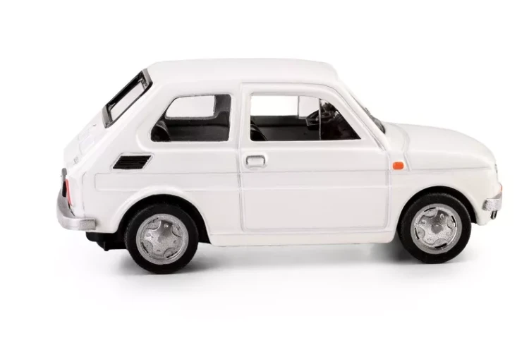 xK-569_Fiat_126p_white_r-me.jpg.pagespeed.ic.QA8-170dm4.jpg.webp