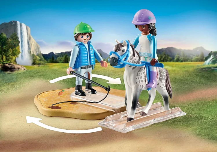 Playmobil 71637 Nowoczesna arena jeździecka mr Puggy.webp