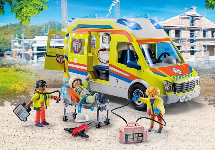 Playmobil 71202 Karetka pogotowia ze światłem i dźwiękiem mr puggy.webp
