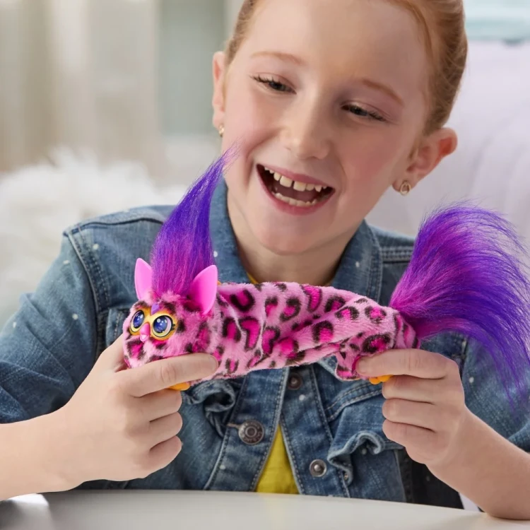 Hasbro Furby DJ Furblets - Kitt-Ee-Luv Mr Puggy.webp