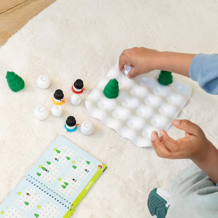 Smart Games Trzy Bałwanki (PL) IUVI Games MrPuggy krakó∑.png