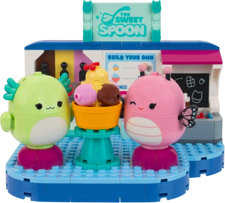 Klocki Squishmallows Stoisko z Mrożonym Jogurtem MrPuggy.jpg