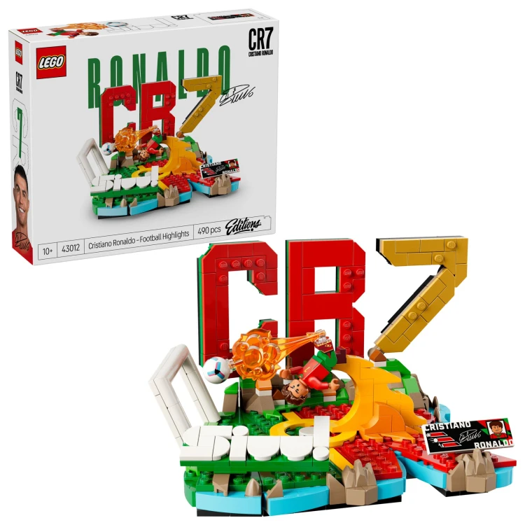 LEGO EDITIONS SPORTS 43012 Cristiano Ronaldo.jpg