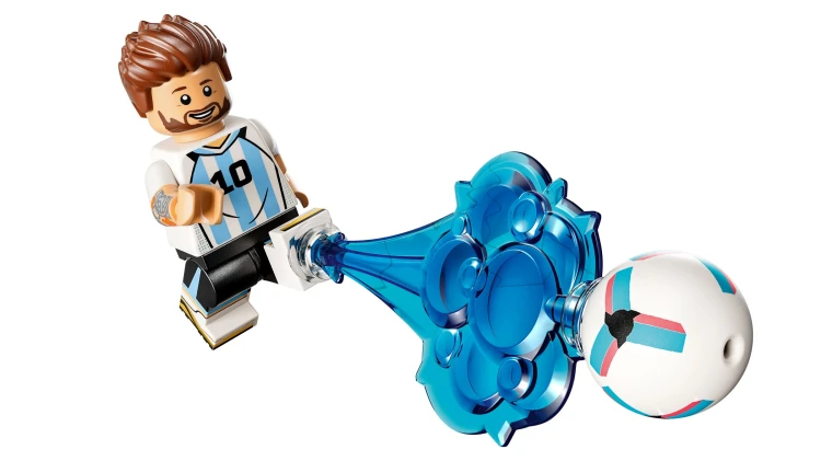 LEGO EDITIONS SPORTS 43011 Lionel Messi Kraków.jpg