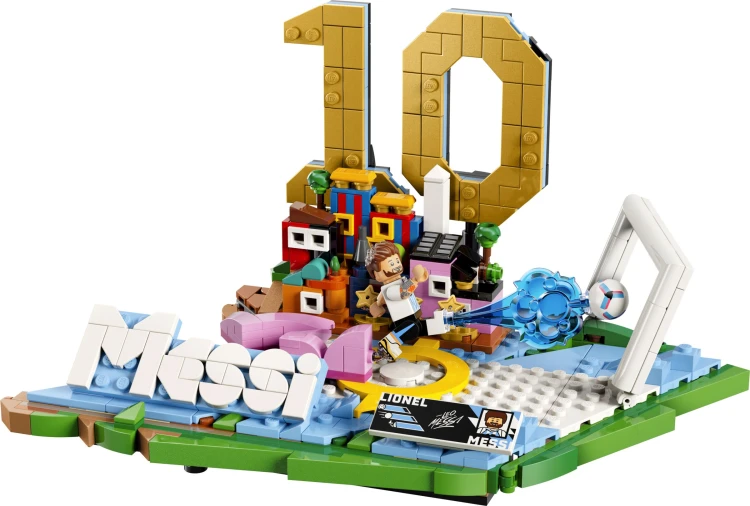 LEGO EDITIONS SPORTS 43011 Lionel Messi MrPuggy.jpg