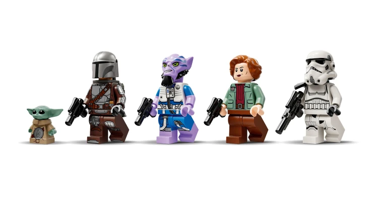 LEGO STAR WARS 75447 - statek Razor Crest Puggy.jpg