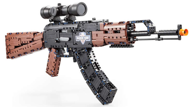pol_pm_Klocki-Konstrukcyjne-CaDA-bron-karabin-AK-47-Kalashnikov-realistyczny-Assault-Rifle-738-elementow-8-17954_4.jpg