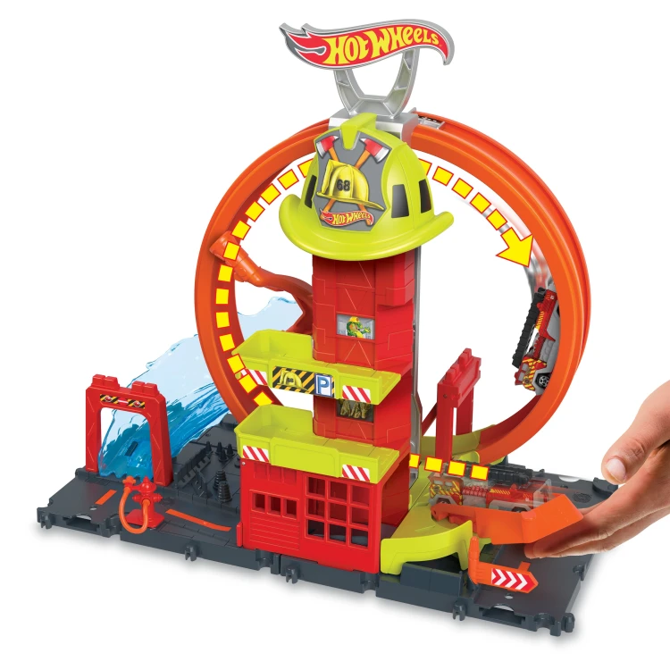 Hot Wheels City Remiza strażacka z superpętlą 3.jpg