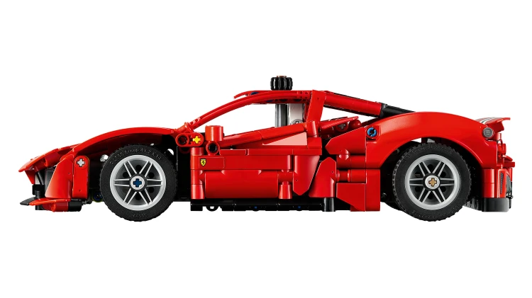 LEGO TECHNIC 42235 Samochód Ferrari 488 PISTA 5.jpg