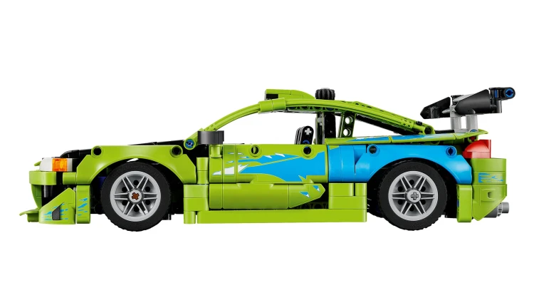 LEGO TECHNIC 42229 Samochód Mitsubishi 4.jpg