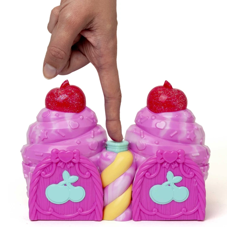 CHERRY PETS Confeti Cupcake Foxtwins 4.jpg