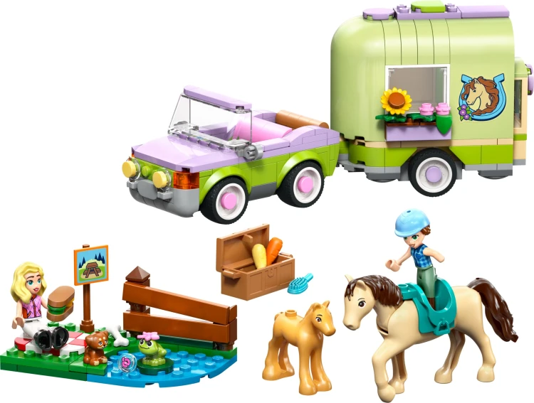 LEGO FRIENDS 42695 Przyczepa z koniem i źrebakiem 2.jpg